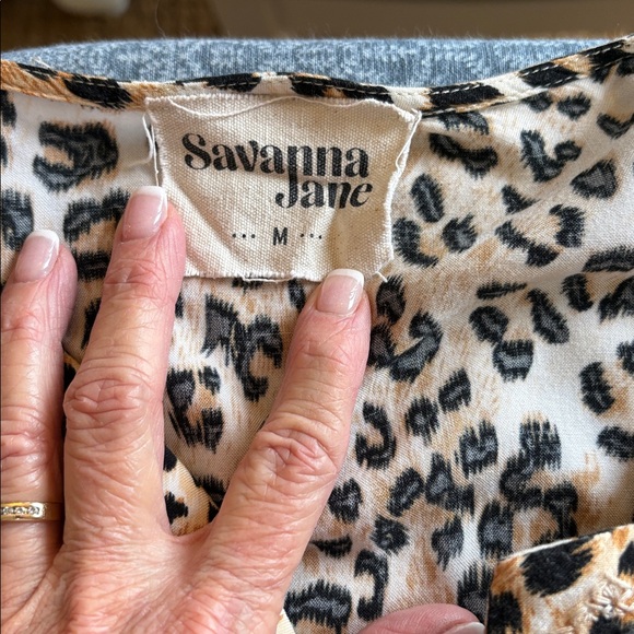 Savanna Jane Floral Embroidered Leopard Print Top - Multi colored size M - Picture 12 of 13